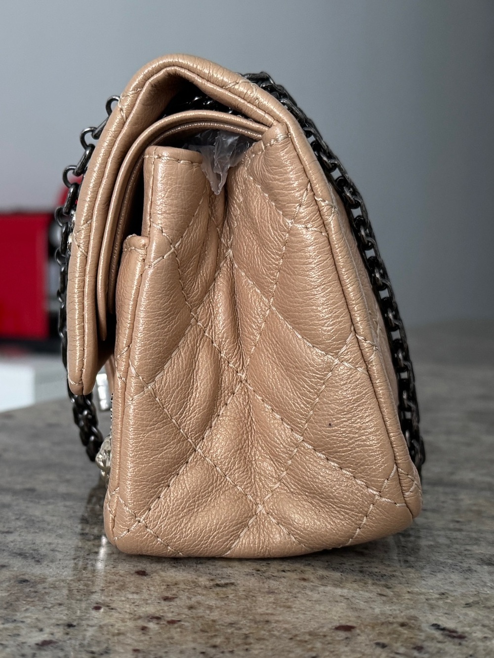 Limited Edition Chanel Lucky Charms 2.55 Reissue 224 Double Flap Bag - Picture 4 of 14